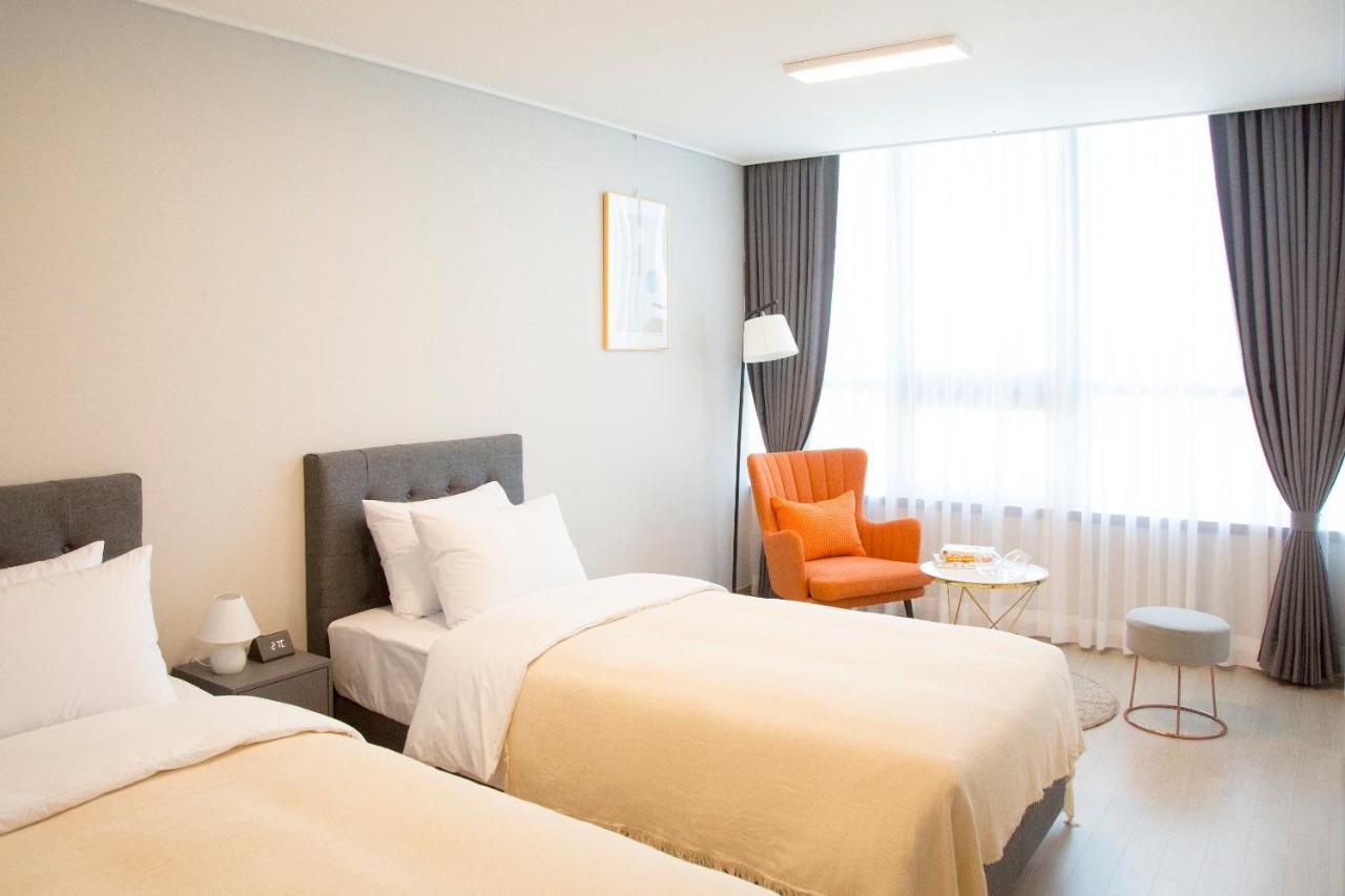 Celebstay Songdo Halla Western Park Yeonsu Exterior photo
