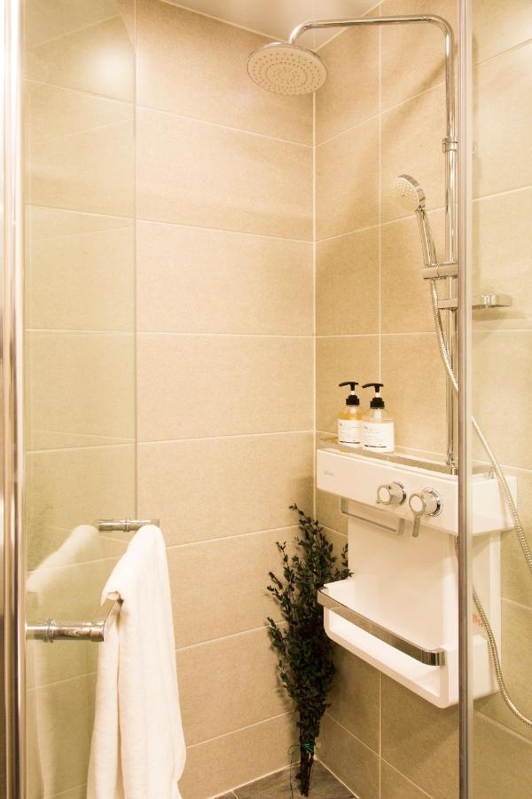 Celebstay Songdo Halla Western Park Yeonsu Exterior photo